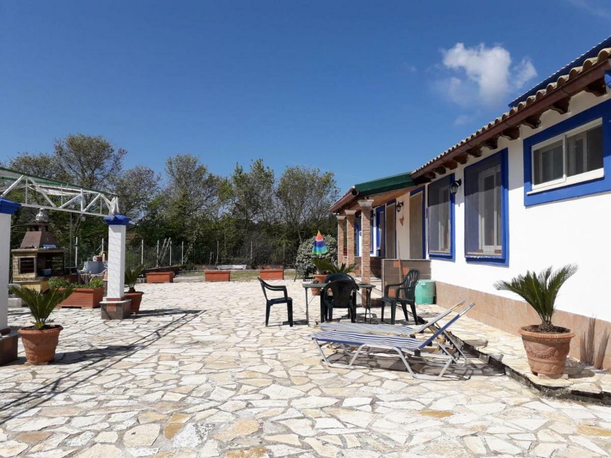 Villa Facen Gardeládes Exterior foto